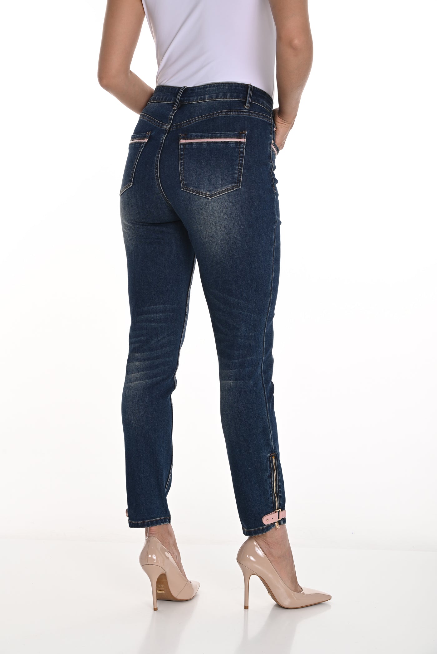 Leatherette Buckle Jeans Frank Lyman