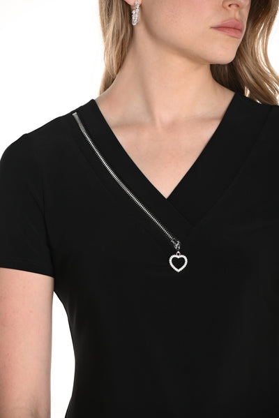 Fitted V-Neck Top with Heart Pendant Zipper Frank Lyman