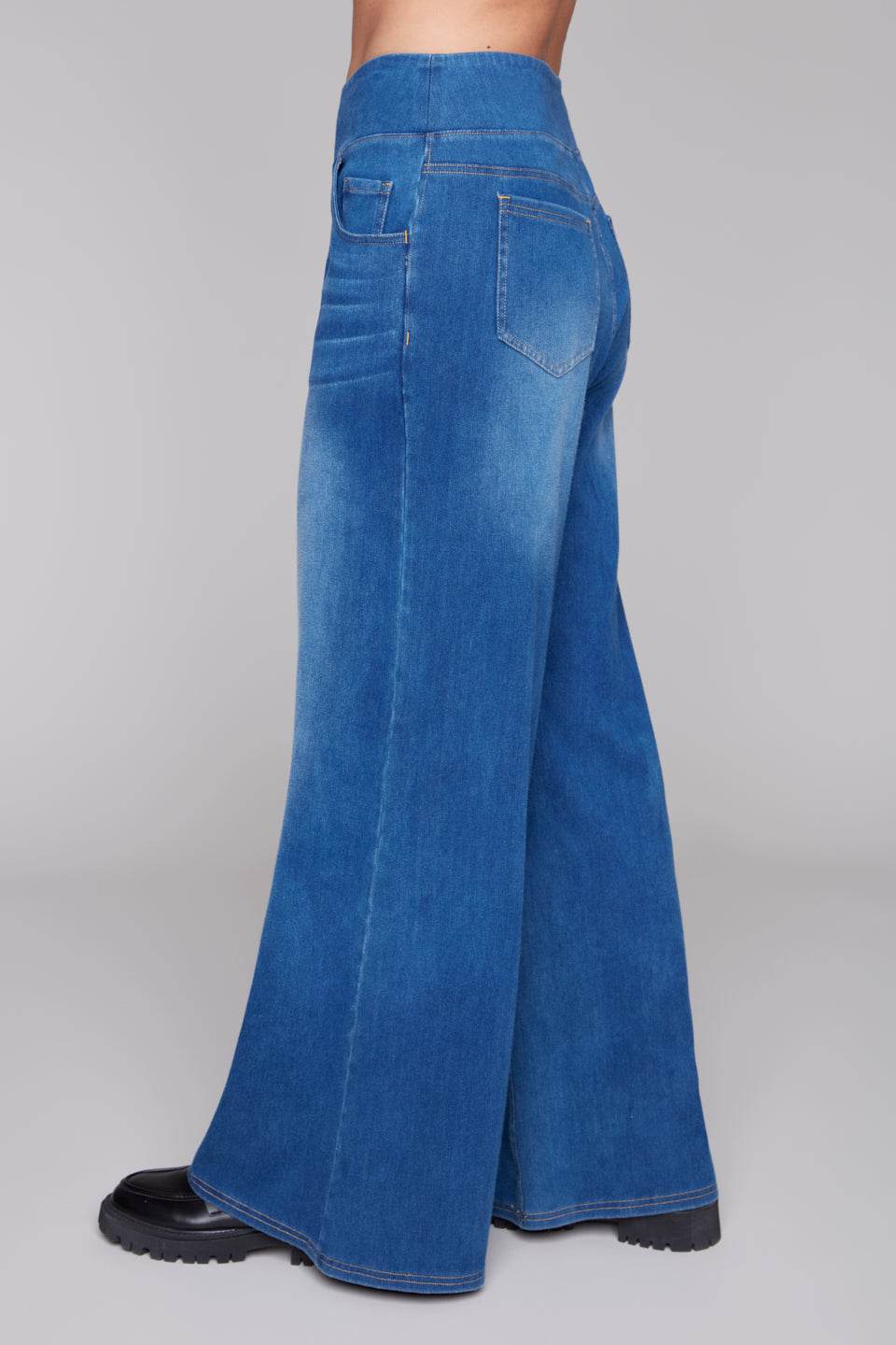 Pull-On Wide Leg Jeans - Dream Pants