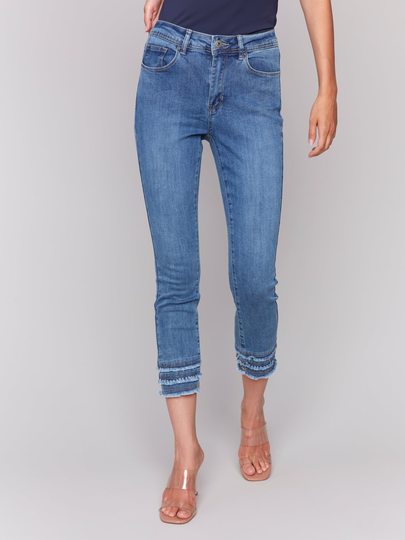 Frayed Hem Cropped Denim Pants