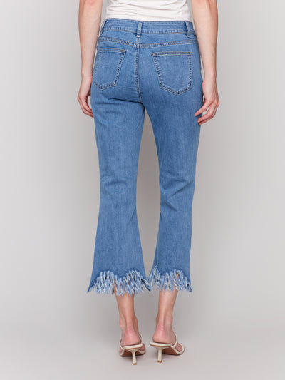 Cropped Jeans with Fringed Hem