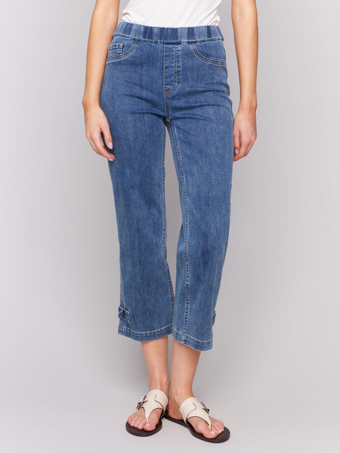 Cropped Pull-On Jeans with Hem Tab