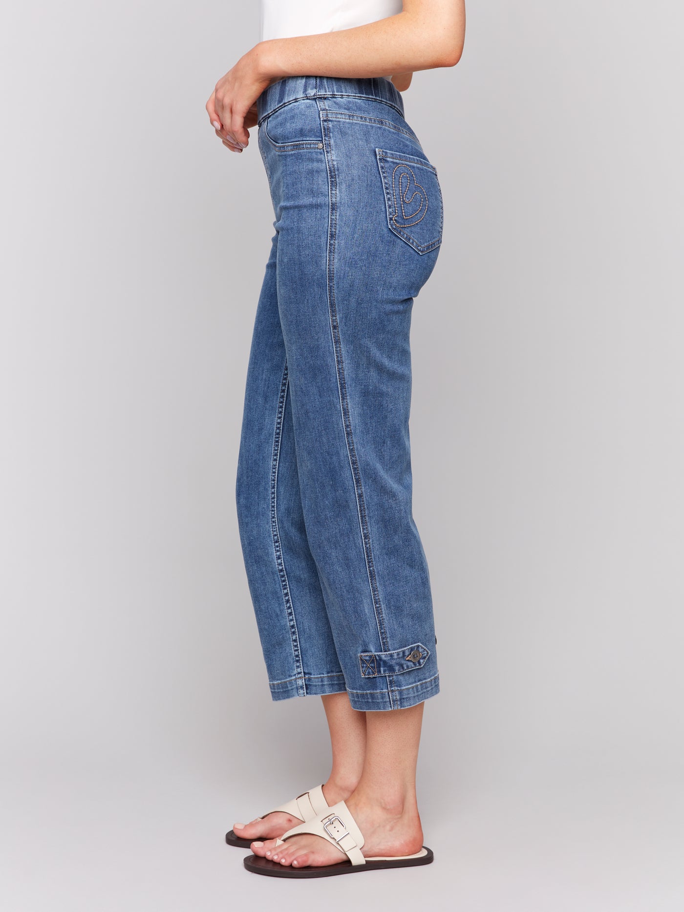 Cropped Pull-On Jeans with Hem Tab